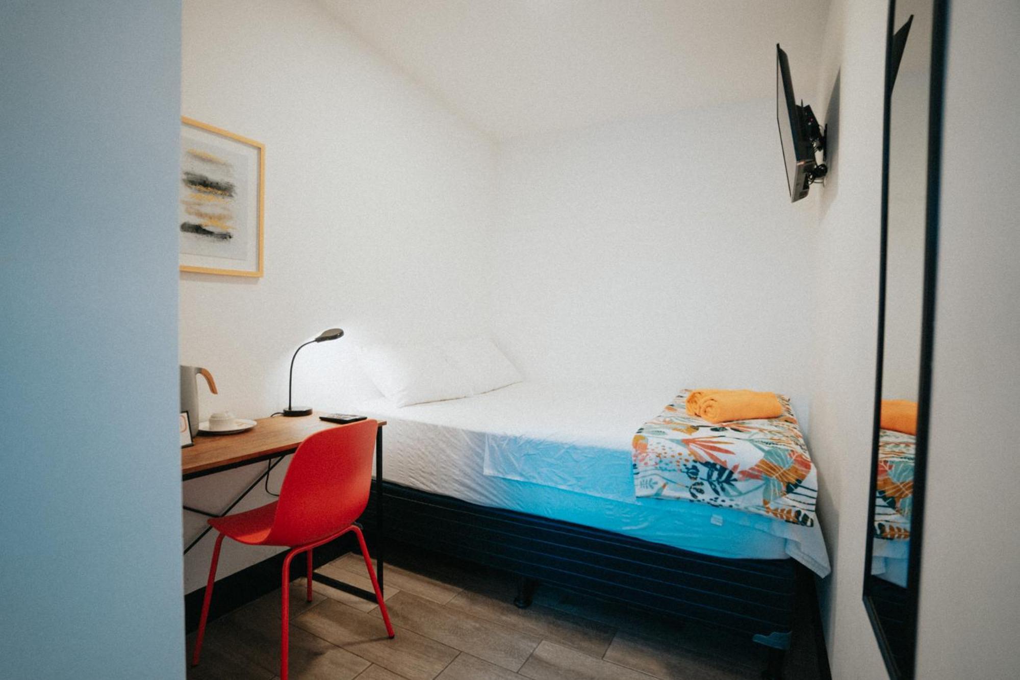 Tequila Sunrise Hostel Guatemala City Bagian luar foto