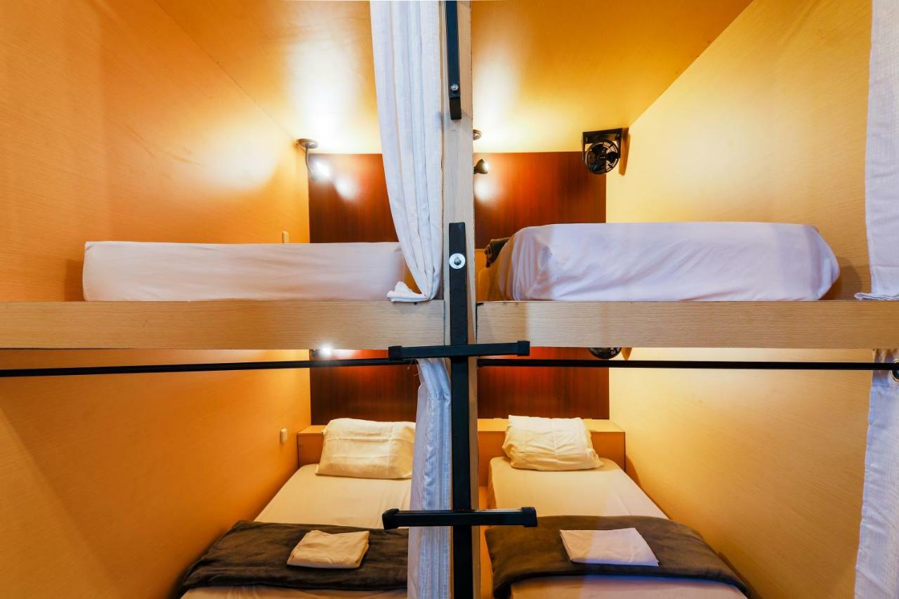 Tequila Sunrise Hostel Guatemala City Bagian luar foto